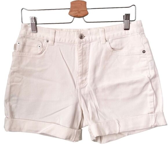 Lauren Jeans Co. Ralph Lauren White Jean Shorts in Size 8 - Picture 3 of 9